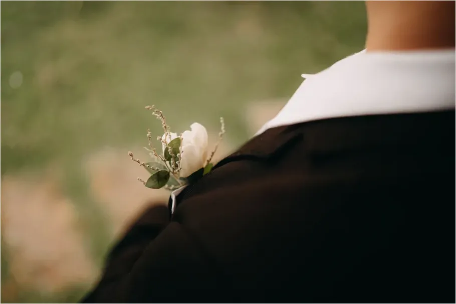 Detail Groom Portrait Boutonniere Close Up Number 10