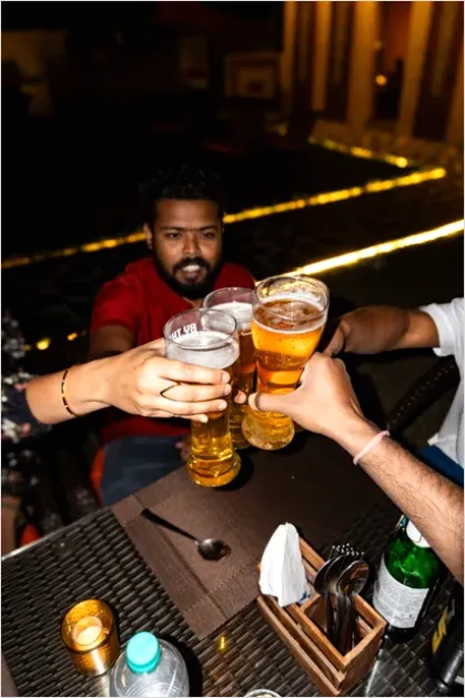 Detail Guys Night Out Friends Cheering Number 2