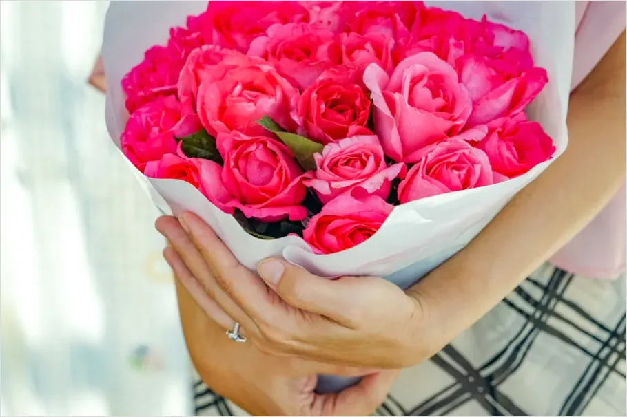 Detail Hands Holding Bouquet Flowers Close Up Number 16