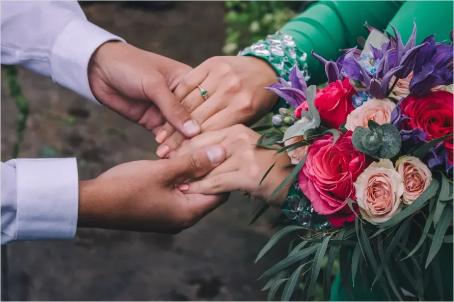 Detail Hands Holding Bouquet Flowers Close Up Number 6
