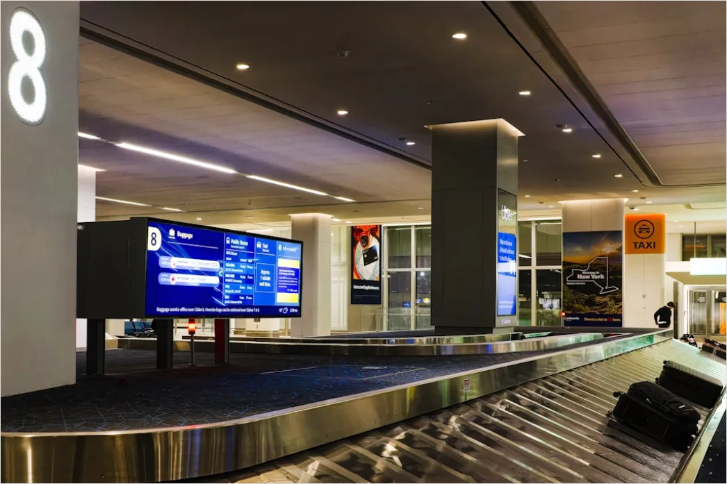 Detail Luggage Carousel Airport Baggage Claim Number 5