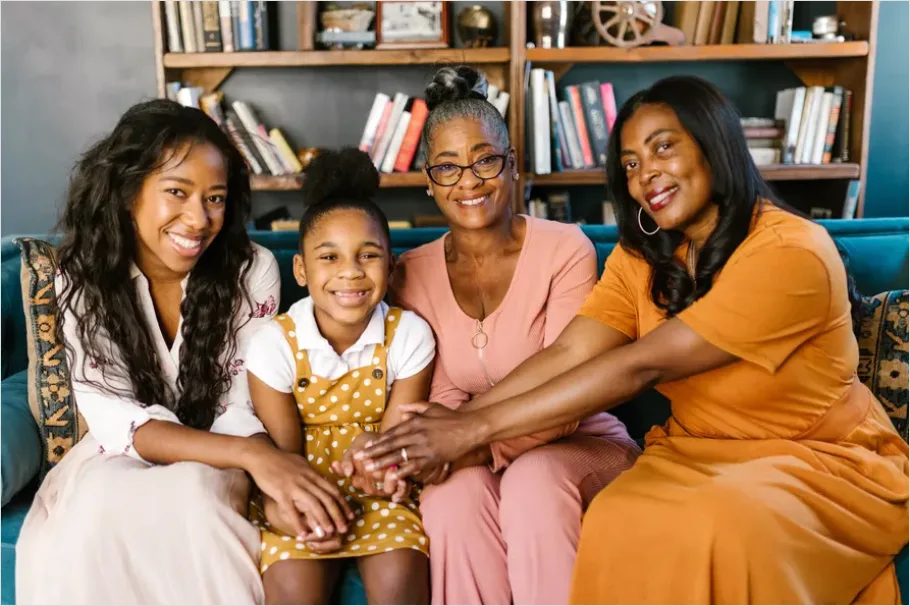 Detail Multigenerational Family Portrait At Home Number 12