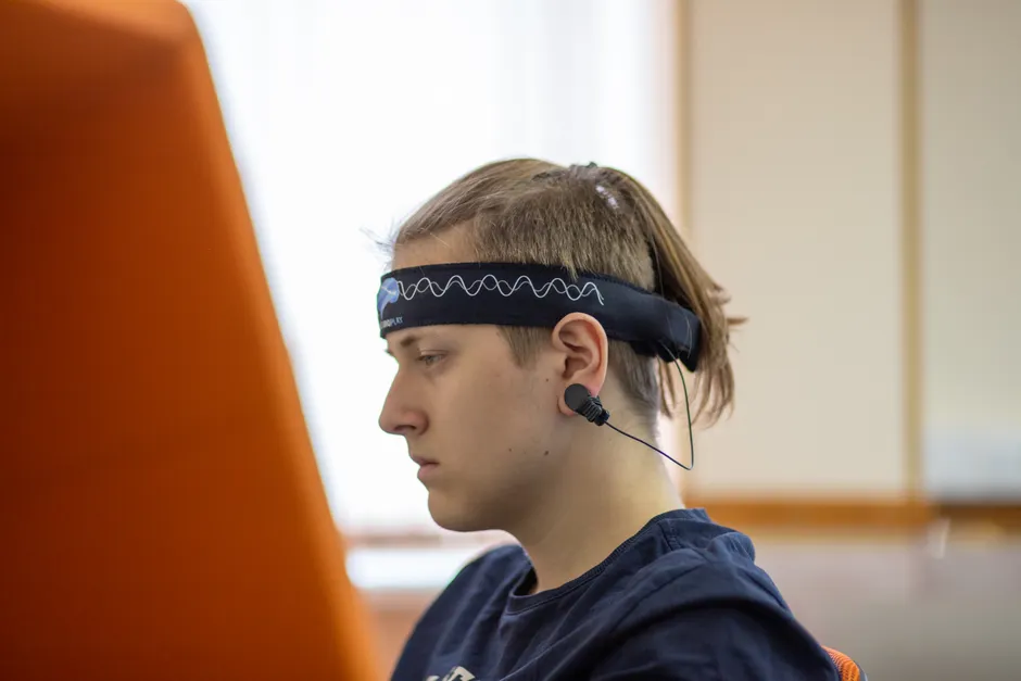 Detail Neuroscience Eeg Cap Lab Setup Number 3