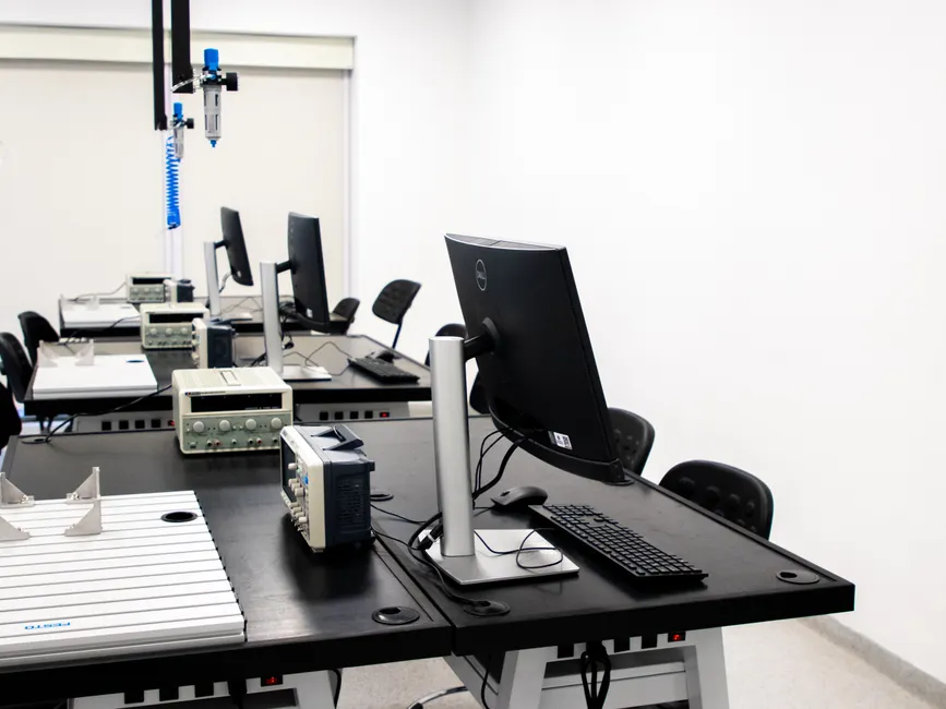 Detail Neuroscience Eeg Cap Lab Setup Number 6