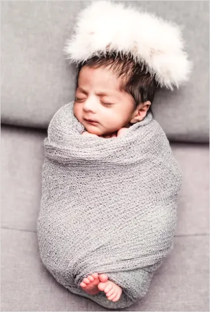 Detail Newborn Baby Wrapped Blanket Studio Number 3