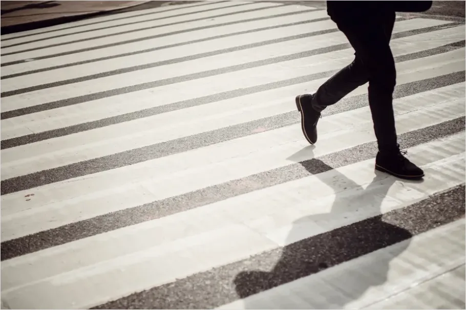 Detail Person Crossing Street Urban Lifestyle Number 2