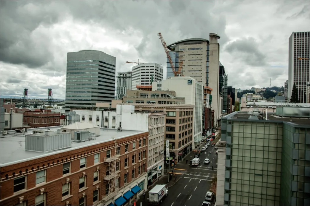 Detail Portland Downtown Rainy Street Scene Number 2