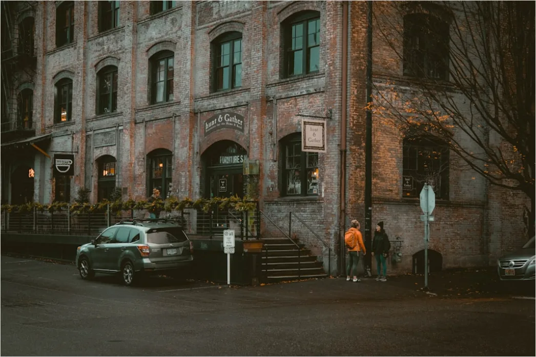 Detail Portland Downtown Rainy Street Scene Number 5