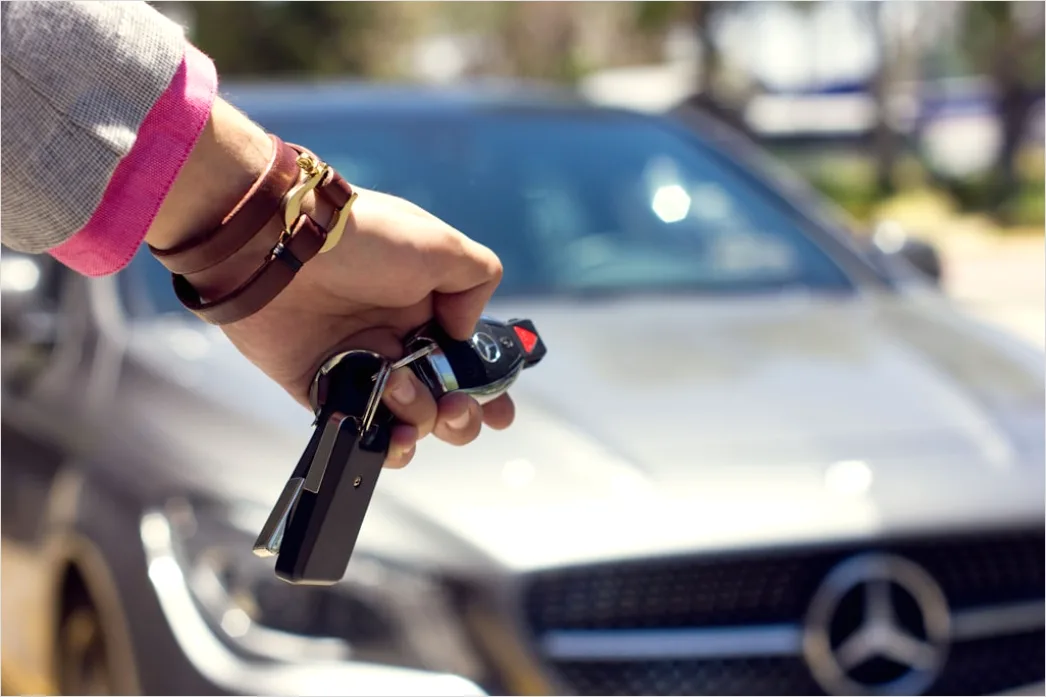 Detail Rental Car Keys Hand Close Up Number 5