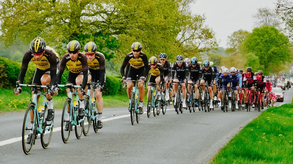 Road Cycling Group Ride Peloton 0295
