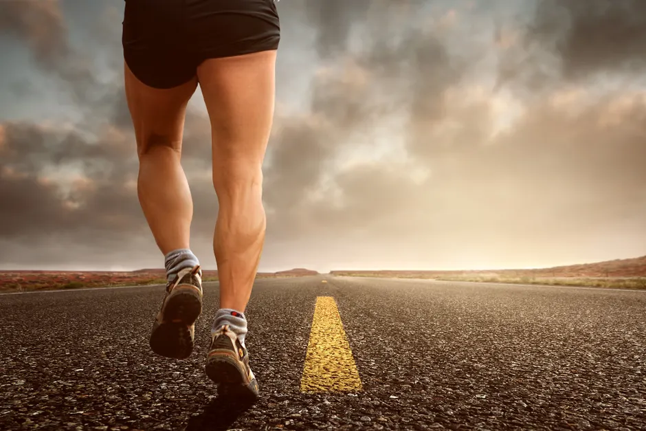 Detail Runner Silhouette Sunrise Road Training Number 4
