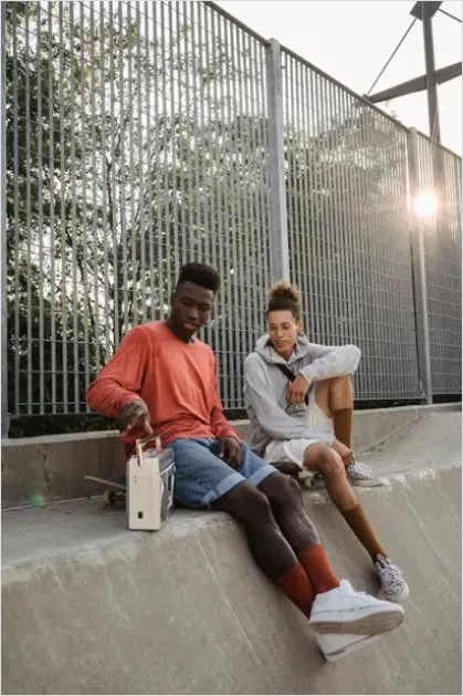 Detail Teenagers Hanging Out Skate Park Number 2