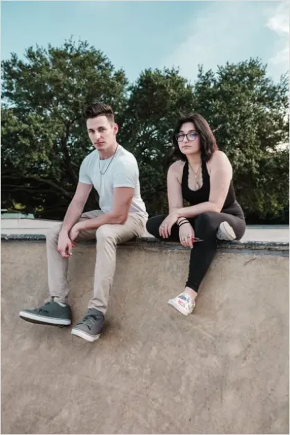 Detail Teenagers Hanging Out Skate Park Number 7