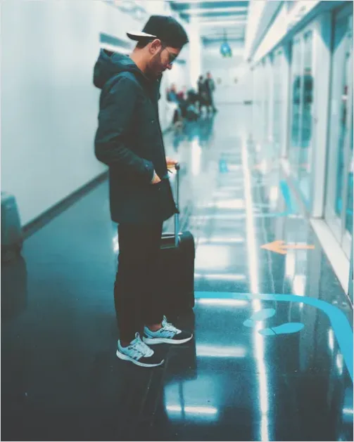 Detail Travel Portrait Man With Suitcase Airport Number 13