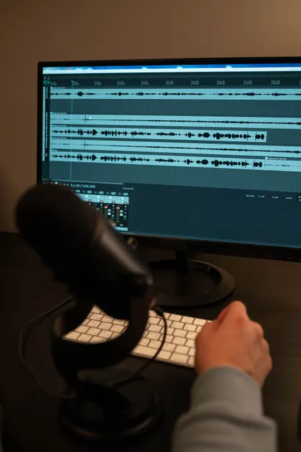 Detail Voice Assistant Waveform On Screen Interface Number 12