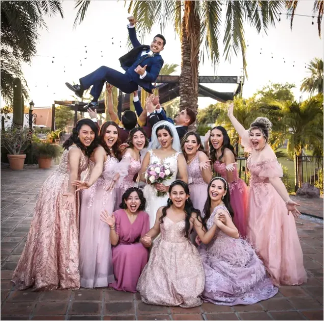 Detail Wedding Party Group Photo Outdoors Number 13