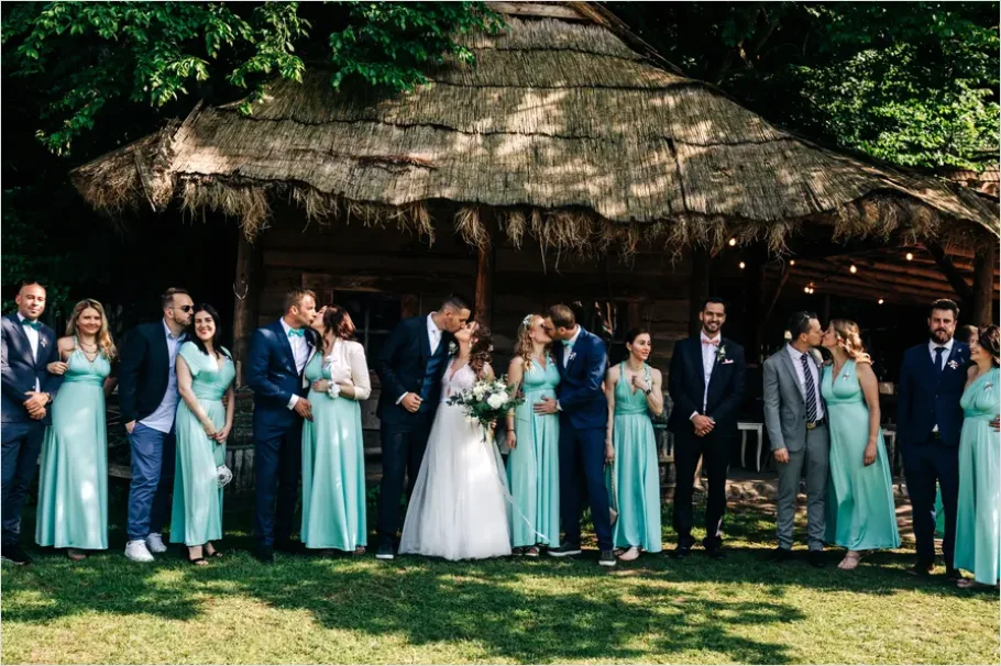 Detail Wedding Party Group Photo Outdoors Number 8