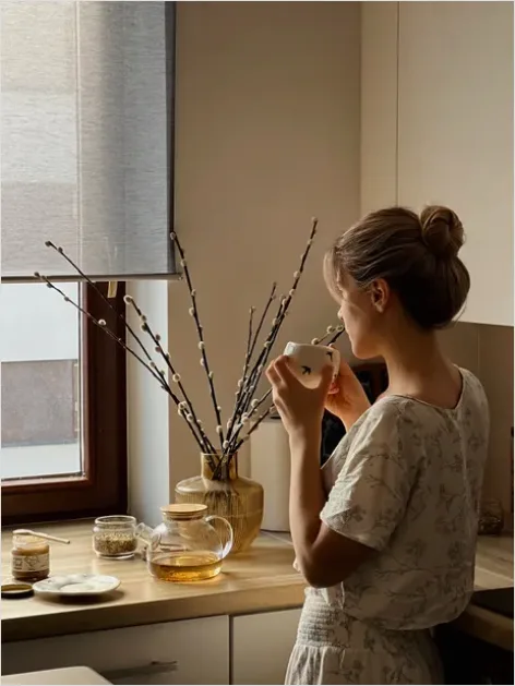 Detail Woman Drinking Tea By Window Number 3
