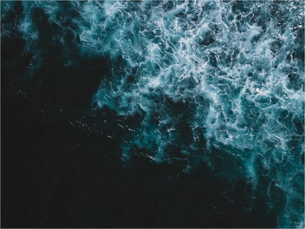 Detail Aerial Ocean Waves Pattern Number 3