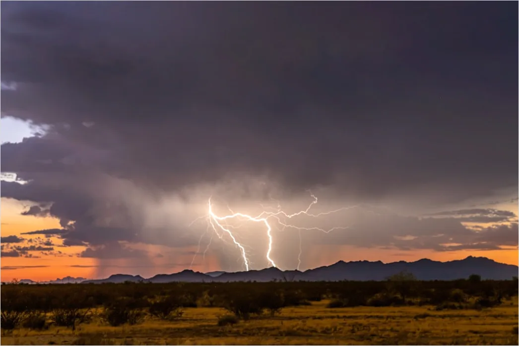 Detail Cloud To Ground Lightning Desert Number 4