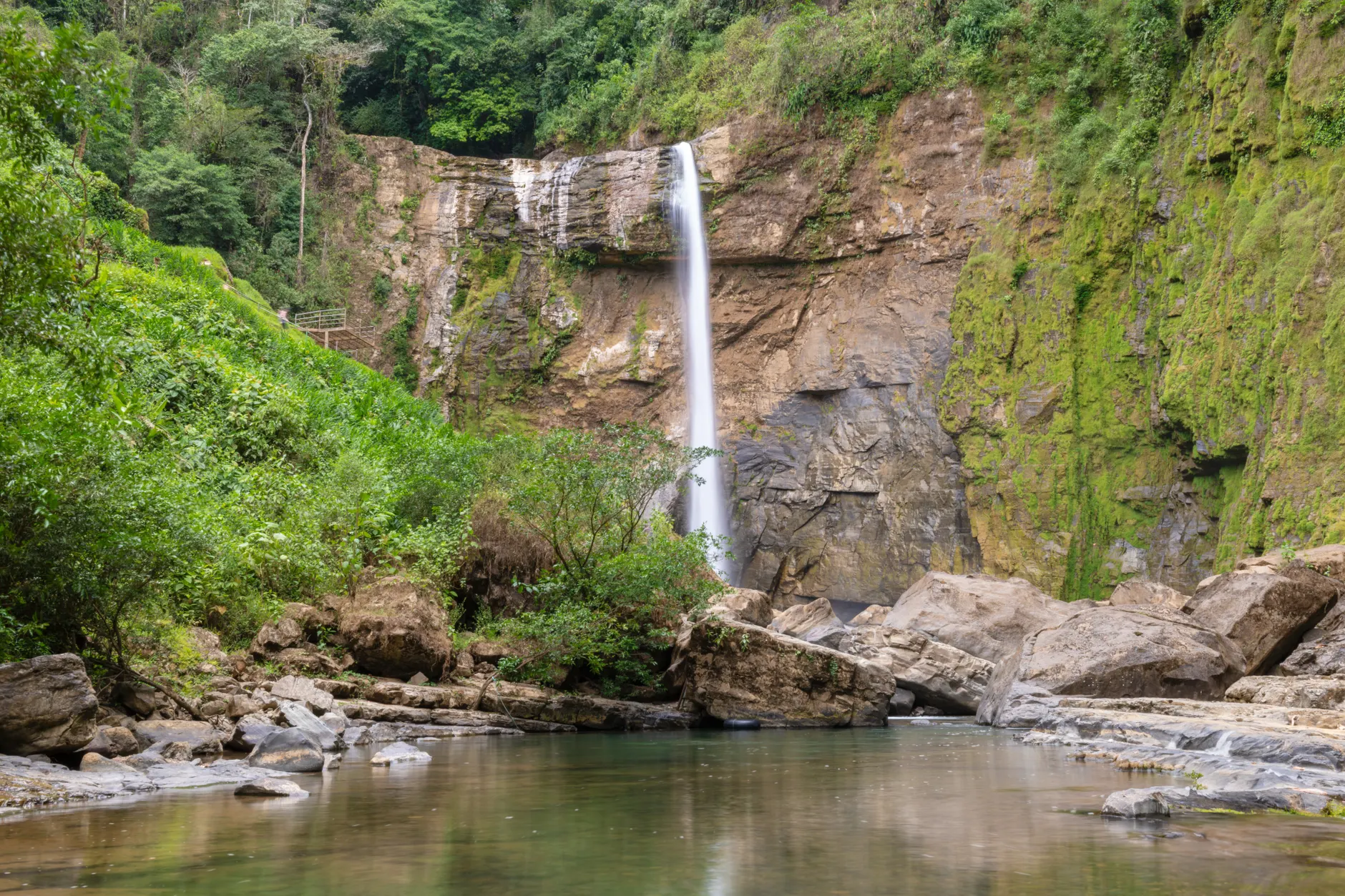 Detail Costa Rica Rainforest Waterfall Hike Number 22