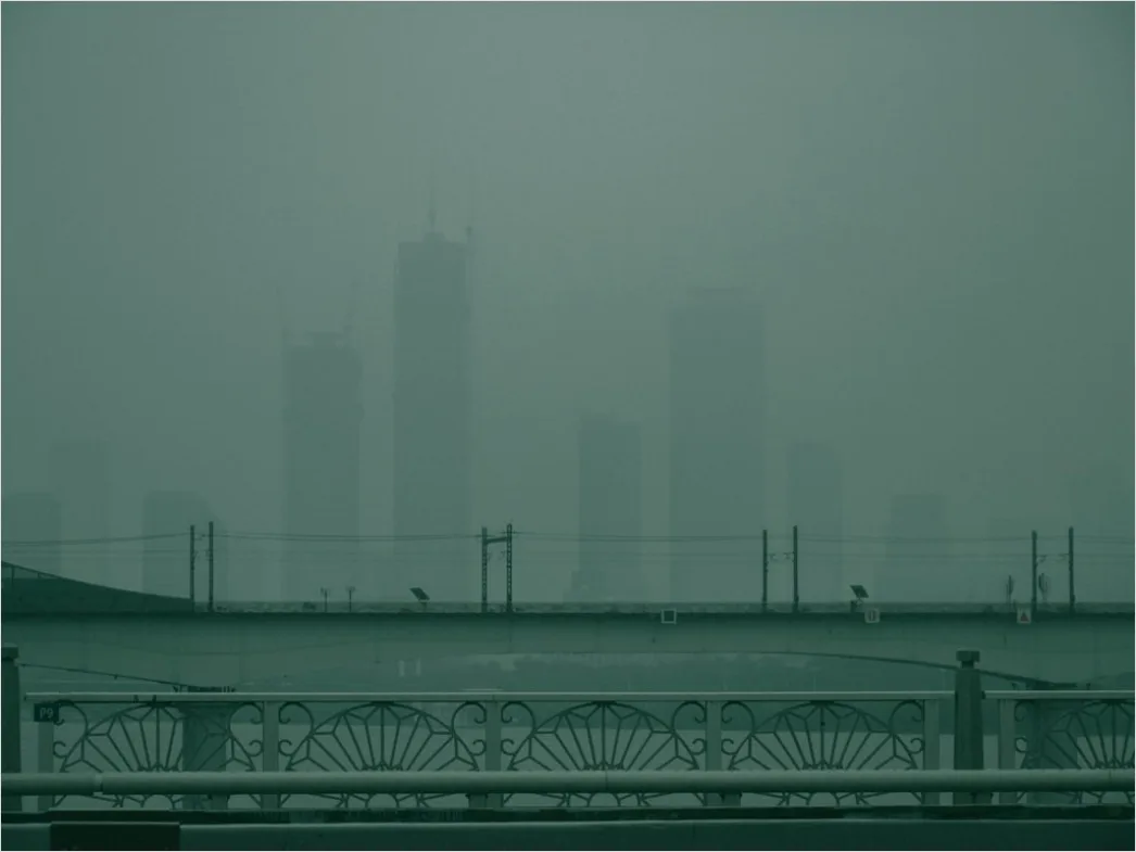 Detail Dense Fog City Skyline Silhouette Number 15