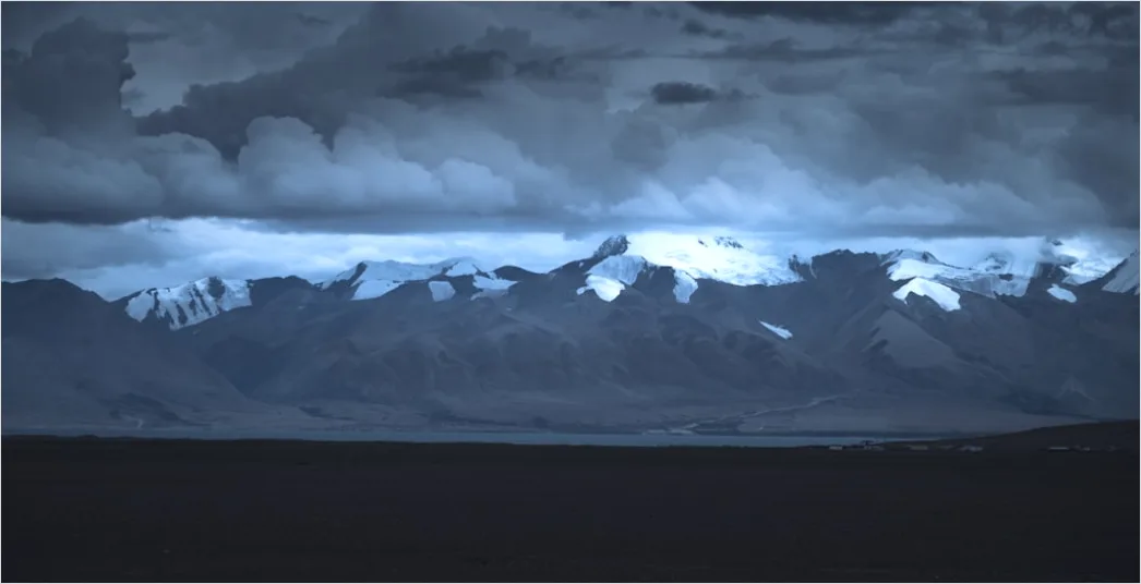 Detail Distant Lightning Behind Mountains Night Number 16