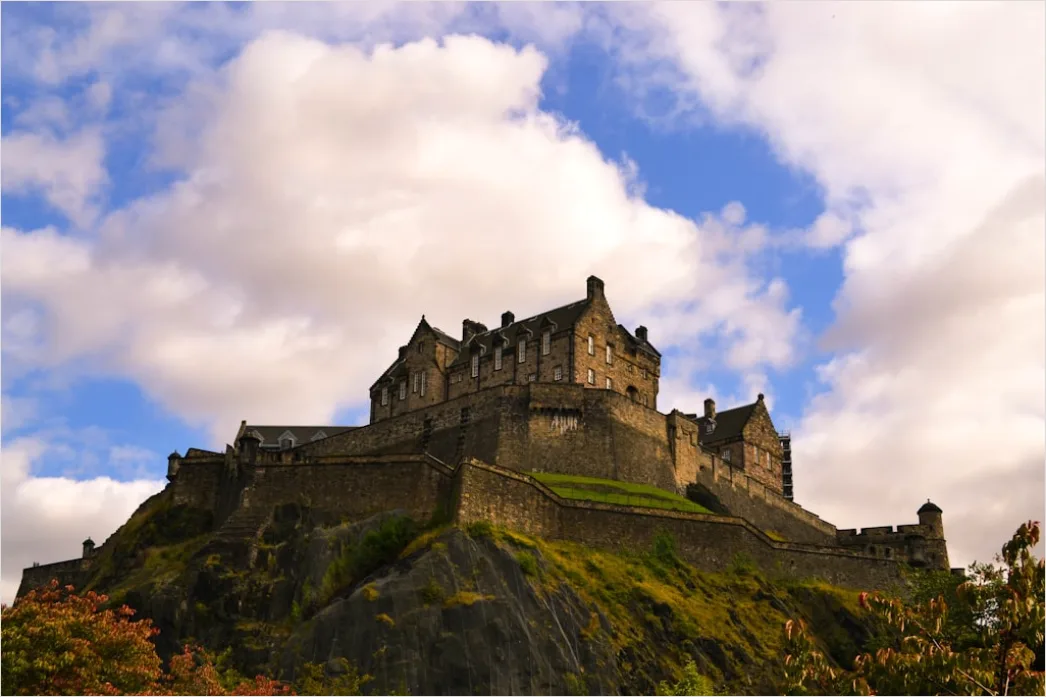 Detail Edinburgh Castle Moody Sky View Number 14