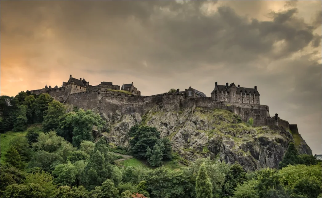 Detail Edinburgh Castle Moody Sky View Number 4