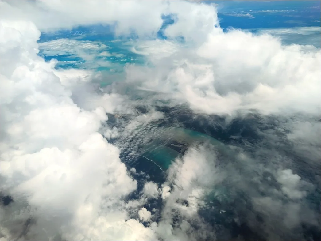 Detail Glory Rainbow Clouds Airplane View Number 3