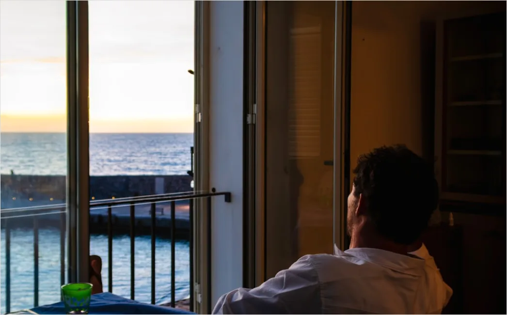 Detail Hotel Room Ocean View Balcony Number 7
