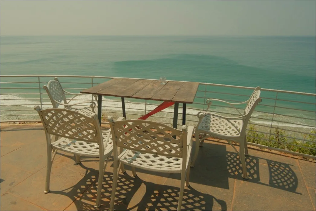 Detail Hotel Room Ocean View Balcony Number 9