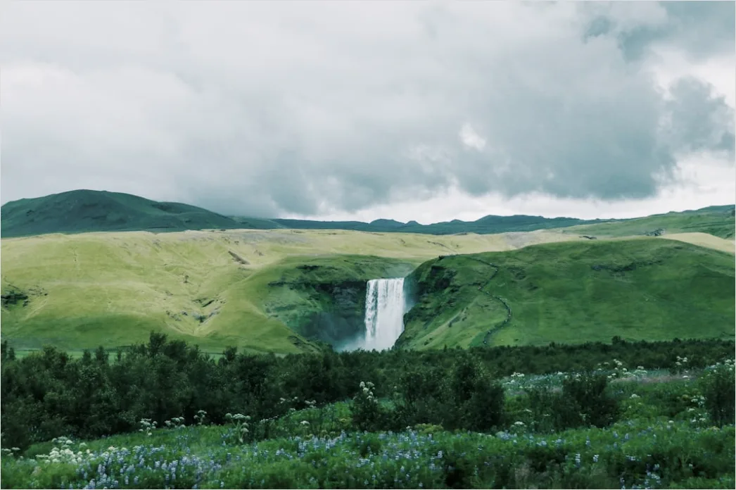 Detail Iceland Waterfall Road Trip Scene Number 3