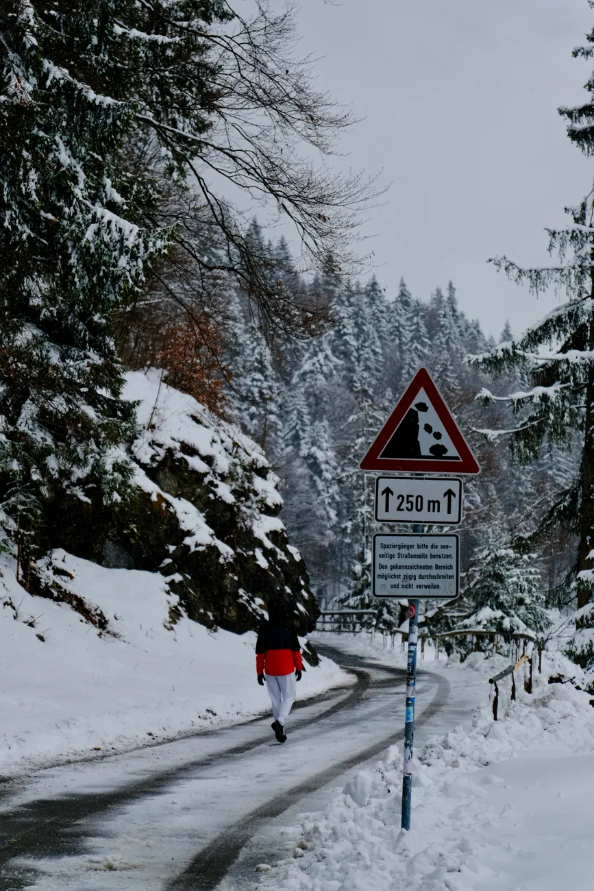 Detail Icy Road Surface Warning Background Number 21