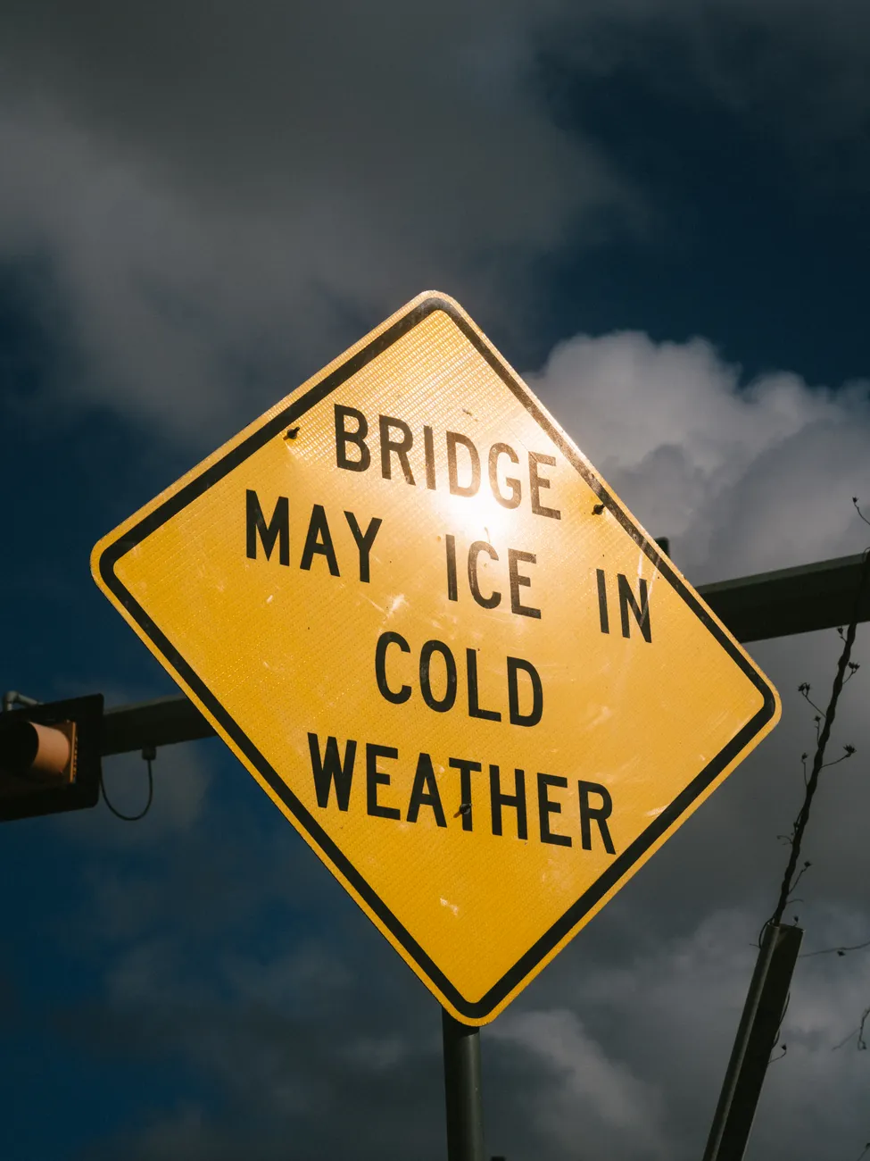 Detail Icy Road Surface Warning Background Number 5