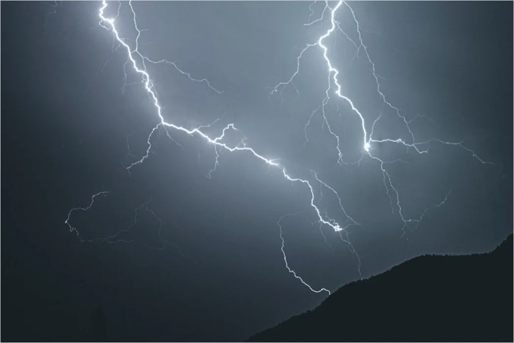 Detail Lightning Bolt Close Up Composition Number 13
