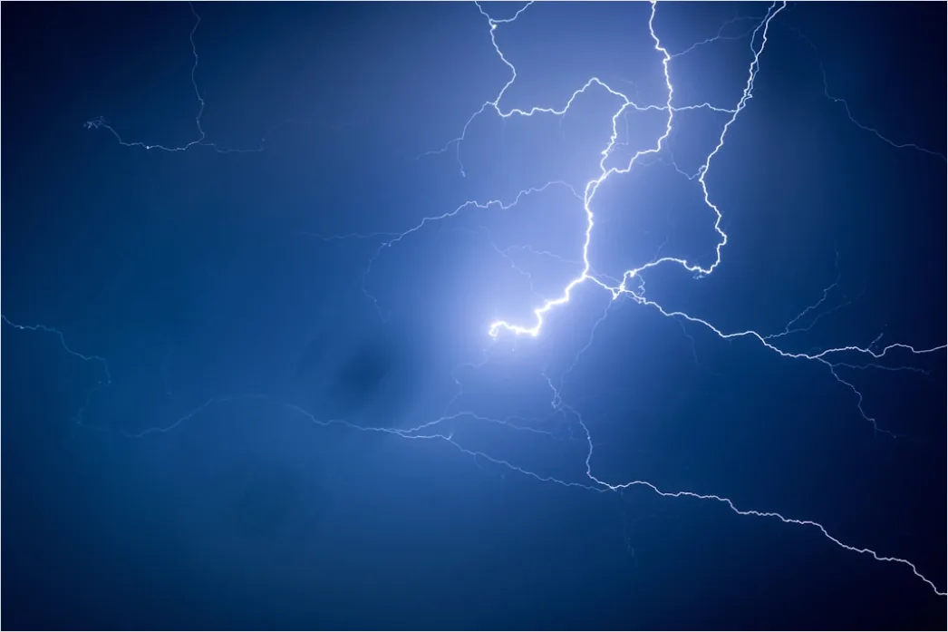 Detail Lightning Bolt Close Up Composition Number 14