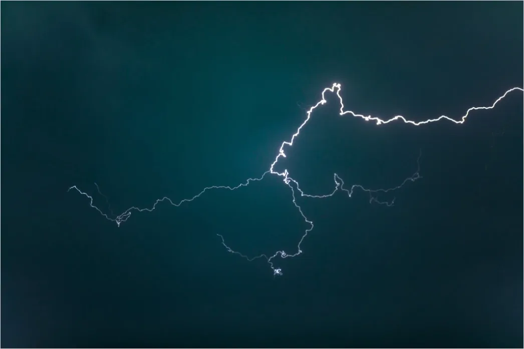 Detail Lightning Bolt Close Up Composition Number 18