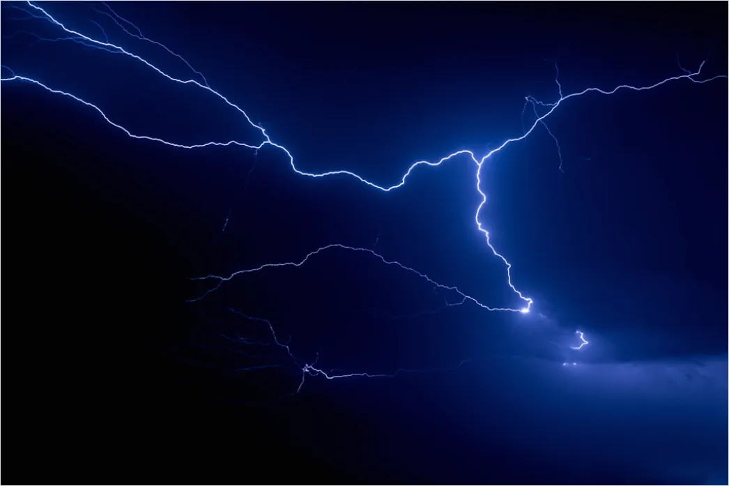 Detail Lightning Bolt Close Up Composition Number 20