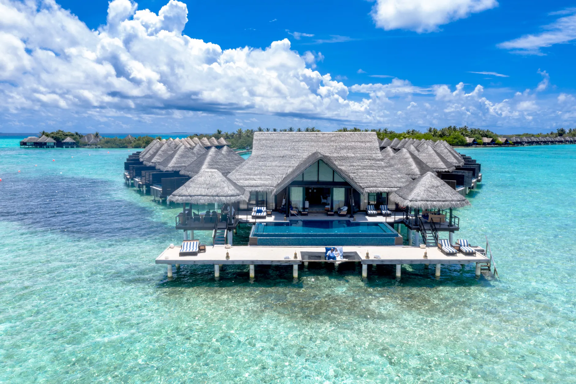 Detail Maldives Overwater Villa Lagoon View Number 17