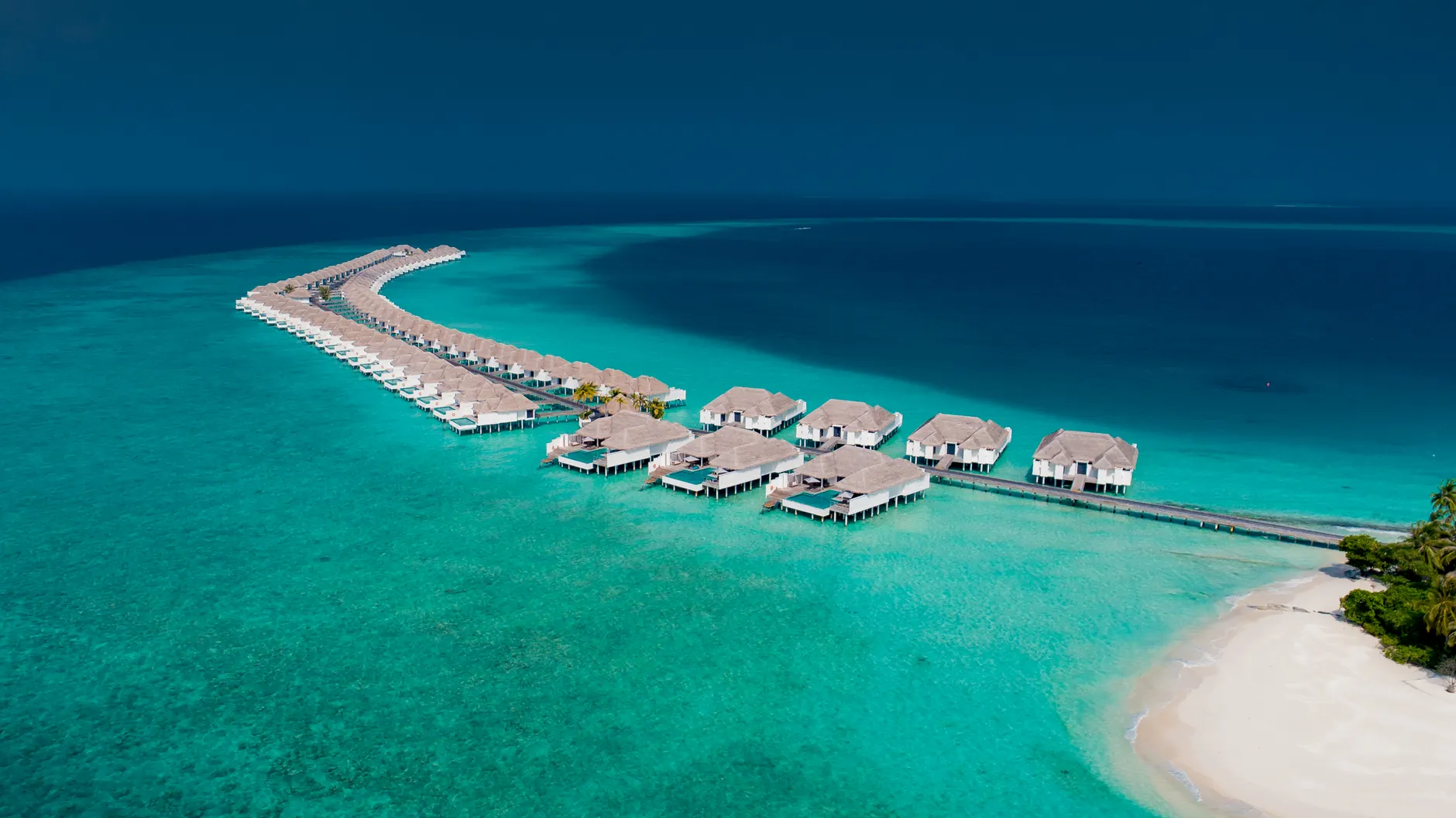 Detail Maldives Overwater Villa Lagoon View Number 3