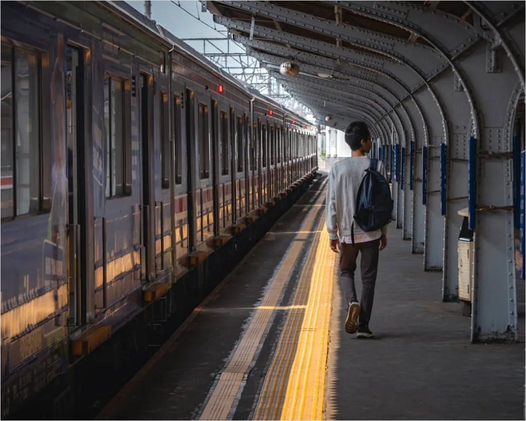 Detail Man With Backpack Train Platform Number 10