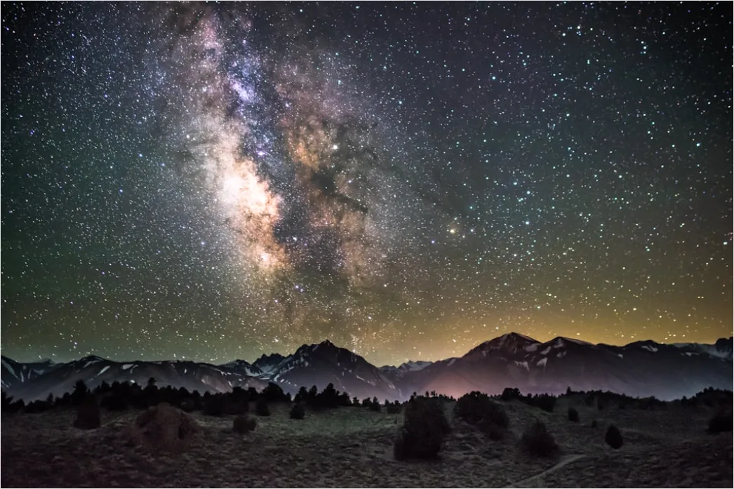 Detail Milky Way Over Mountains Night Number 3