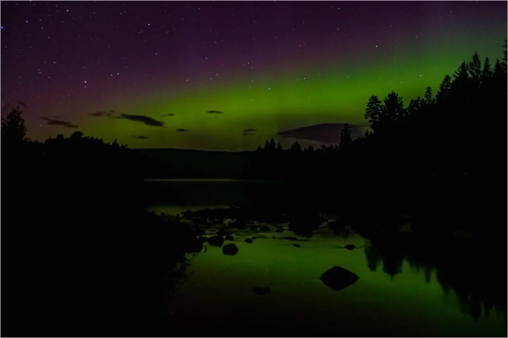 Detail Northern Lights Over Lake Reflection Number 5