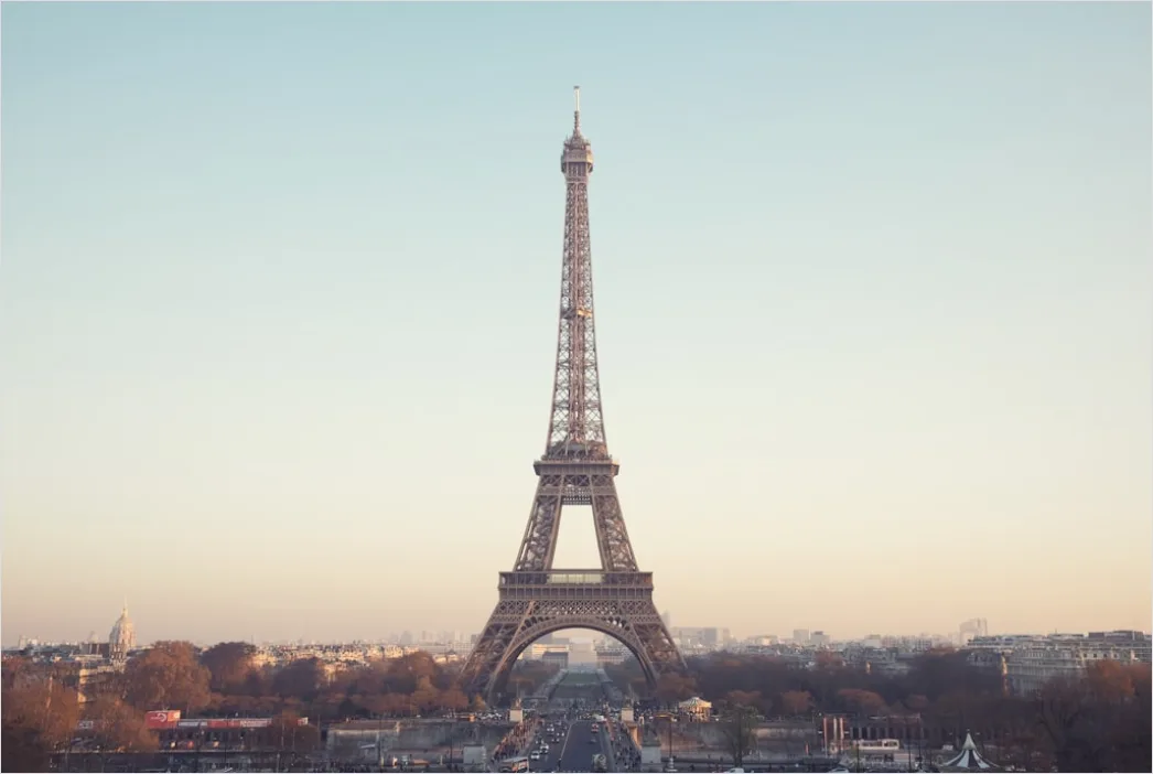 Detail Paris Eiffel Tower Golden Hour Number 2