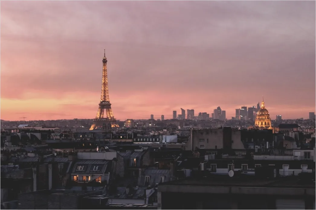 Detail Paris Eiffel Tower Golden Hour Number 12