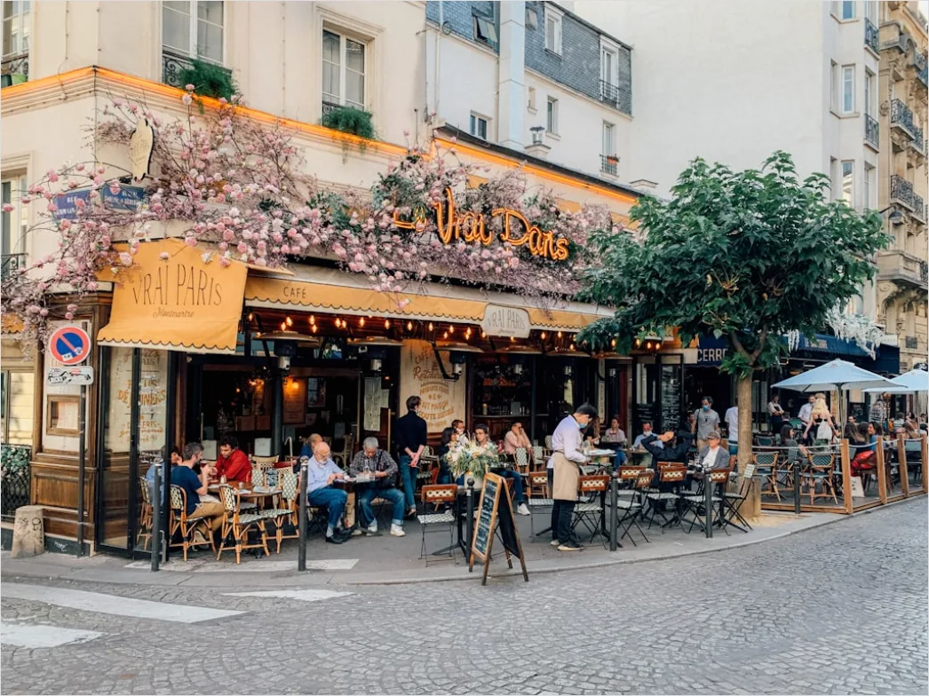 Detail Paris Street Cafe Morning Scene Number 3