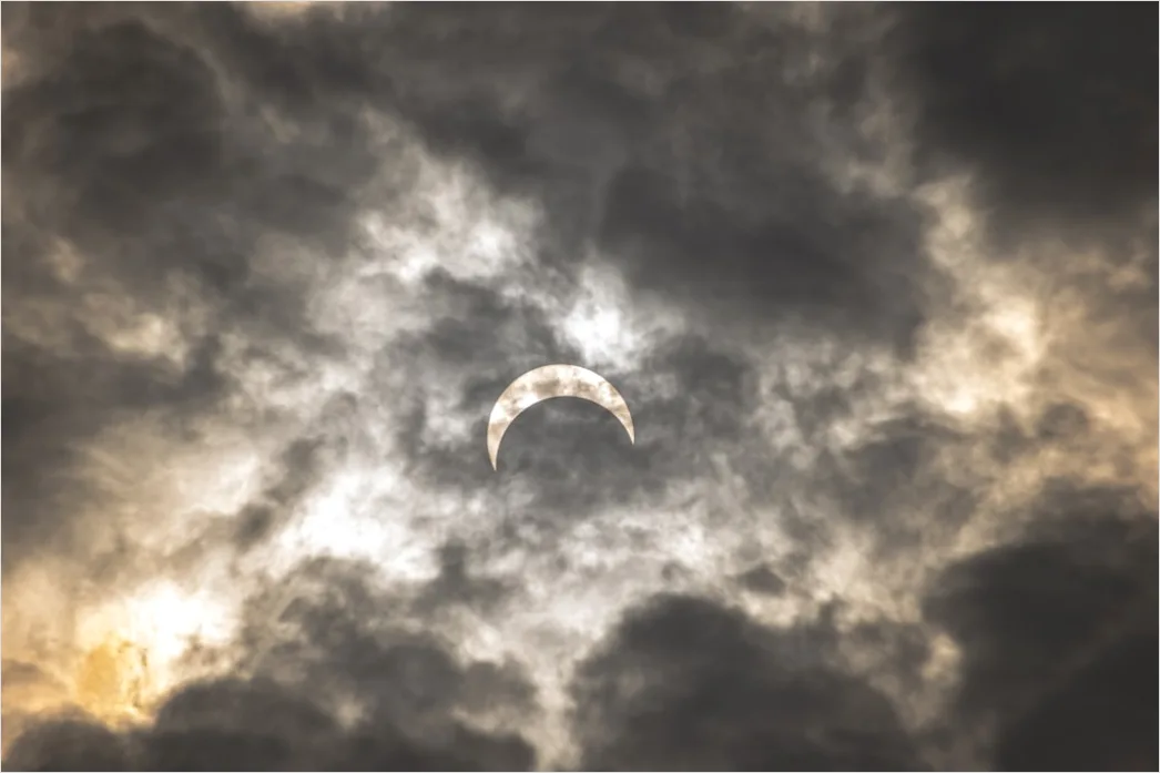 Detail Partial Solar Eclipse Crescent Sun Number 14