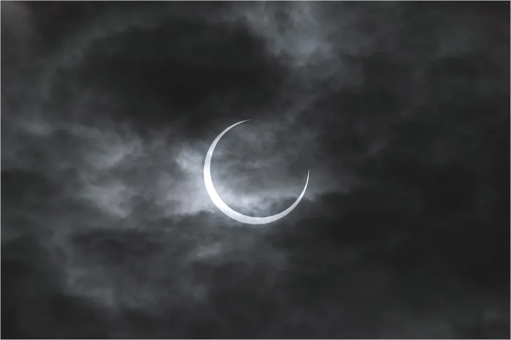Detail Partial Solar Eclipse Crescent Sun Number 16