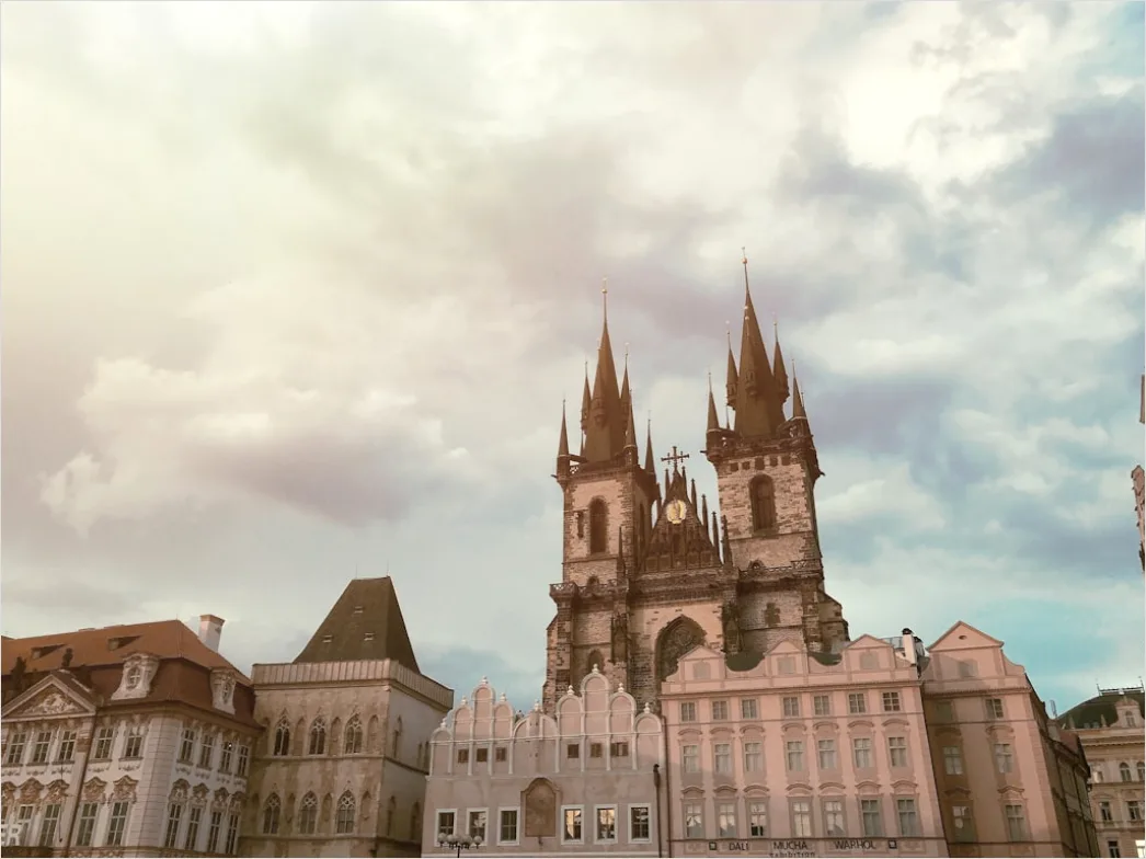 Detail Prague Old Town Square Sunrise Number 16